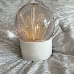 Crystal Snowglobe with Glitter